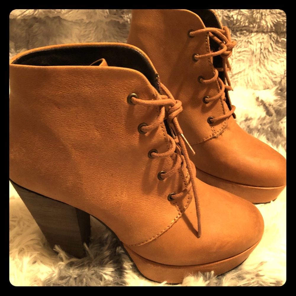 Steve Madden Hiker Boot Style Platform Heels